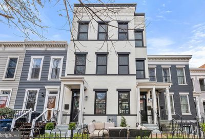 1529 E Street SE B Washington DC 20003