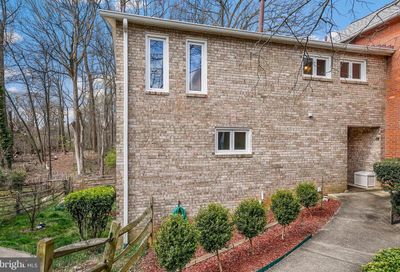 1962 Dundee Road Rockville MD 20850