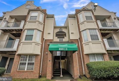 8951 Town Center Circle 3-211 Upper Marlboro MD 20774