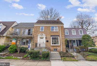 7375 Montcalm Drive Mclean VA 22102