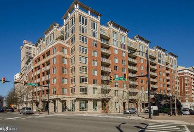 820 N Pollard Street 806 Arlington VA 22203