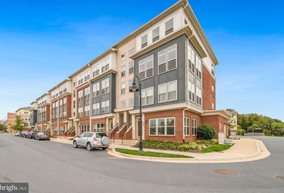 540 Copley Place 1-B Gaithersburg MD 20878
