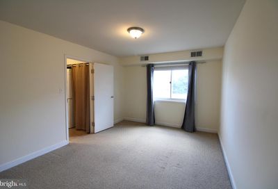 1221 N Quinn Street 12 Arlington VA 22209