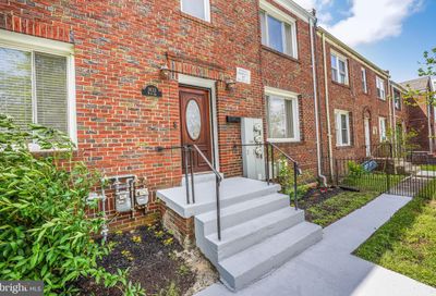 1833 M Street NE Washington DC 20002