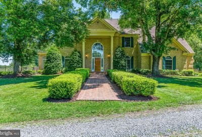 18 Lost Acres Lane Amissville VA 20106