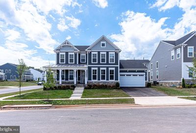 101 Axios Street SE Leesburg VA 20175