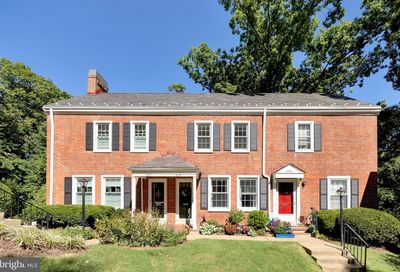 4815 27th Road S Arlington VA 22206