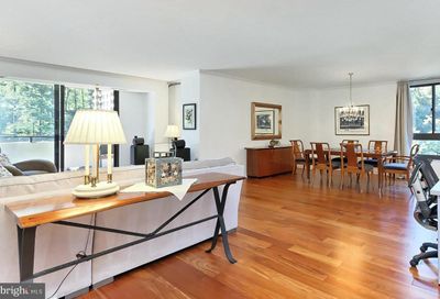 1800 Old Meadow Road 422 Mclean VA 22102