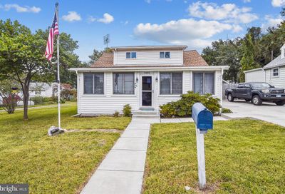 7805 Harbor Drive Orchard Beach MD 21226