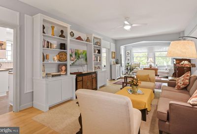 2737 Devonshire Place NW 123 Washington DC 20008