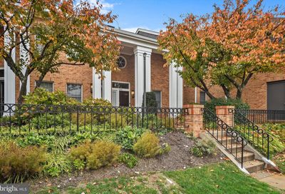 1811 Courtyard Circle B Pikesville MD 21208