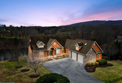 148 Nokomis Trail Hedgesville WV 25427