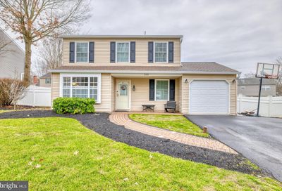 260 Cambridge Drive Langhorne PA 19047