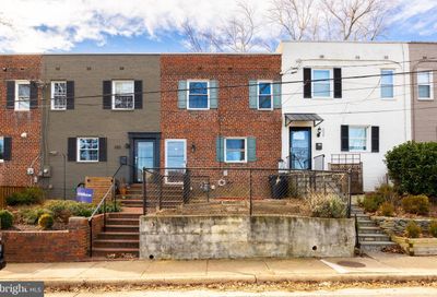 222 Tennessee Avenue Alexandria VA 22305