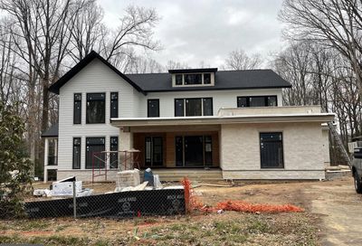 2715 Colt Run Road Oakton VA 22124