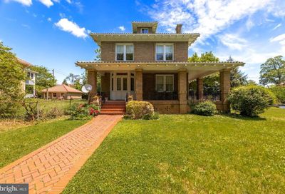 3427 Wisconsin Avenue NW Washington DC 20016