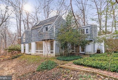 6916 Carmichael Avenue Bethesda MD 20817