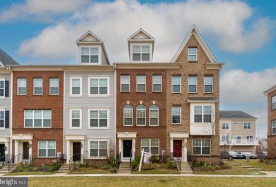 7207 Barrberry Lane Beltsville MD 20705