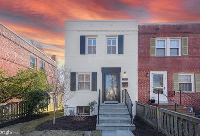 119 E Linden Street Alexandria VA 22301