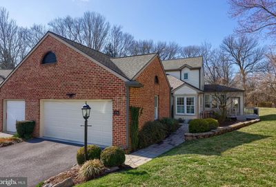534 Thorngate Place Millersville PA 17551