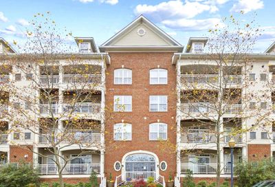 5112 Donovan Drive 305 Alexandria VA 22304