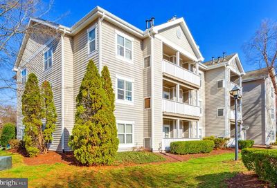 14304 Rosy Lane 15 Centreville VA 20121