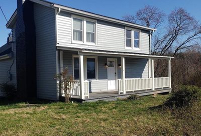 31 Capell Ln Norwood VA 24581