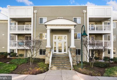 4119 S Four Mile Run Drive 303 Arlington VA 22204