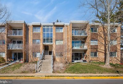 2912 Kings Chapel Road 3 Falls Church VA 22042