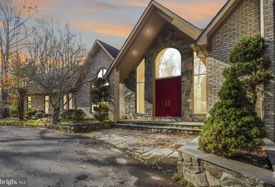 9708 Kendale Road Potomac MD 20854