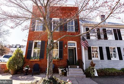 417 S Royal Street S Alexandria VA 22314