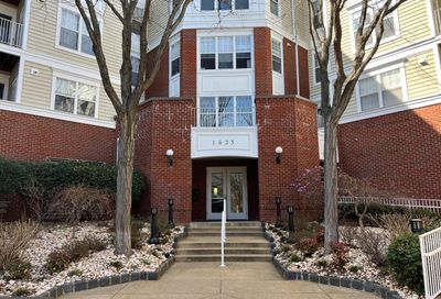 1625 International Drive 211 Mclean VA 22102