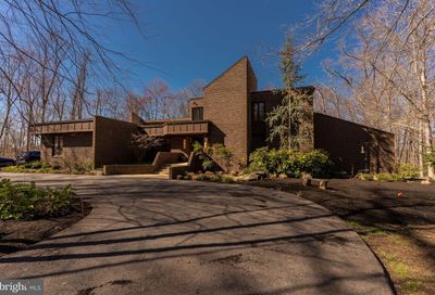 11000 Tara Road Potomac MD 20854