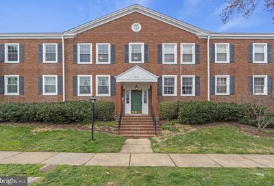 3076 S Woodrow Street B1 Arlington VA 22206