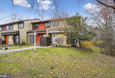 2212 Cartwright Place Reston VA 20191