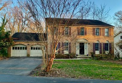 8703 Westwood Forest Lane Vienna VA 22182