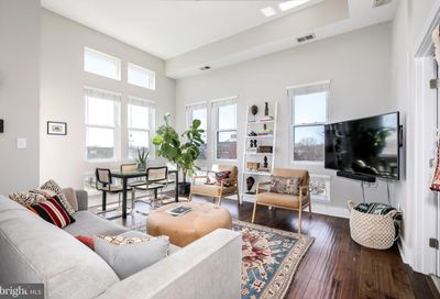 284 15th Street SE 402 Washington DC 20003
