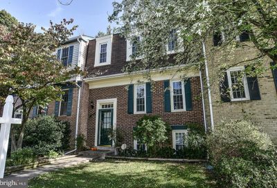 5869 Banning Place Burke VA 22015