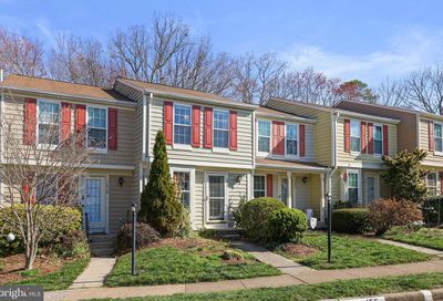 1621 Fieldthorn Drive Reston VA 20194