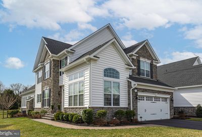 7 Hillyer Lane Newtown PA 18940