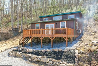 15 Stone Knob Road Capon Bridge WV 26711