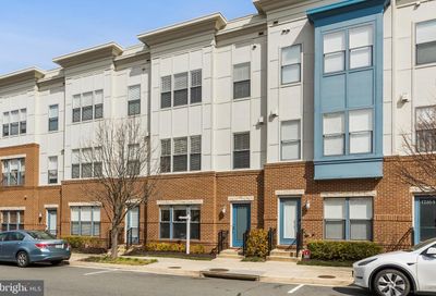 12168 Waveland Street Fairfax VA 22033