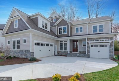 103 Mashie Court SE Vienna VA 22180