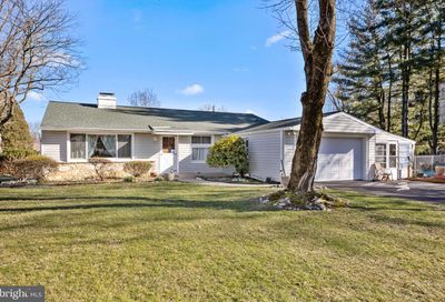 41 Lakeview Drive Holland PA 18966