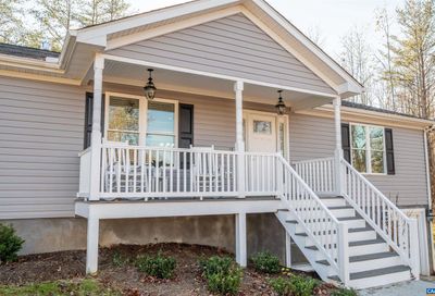 1279 Simmons Gap Rd Dyke VA 22935