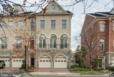 5143 Brawner Place Alexandria VA 22304