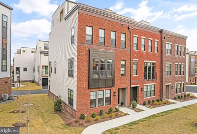 43404 Fifeville Square Ashburn VA 20148