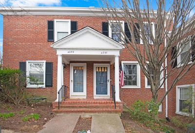 4237 32nd Road S Arlington VA 22206