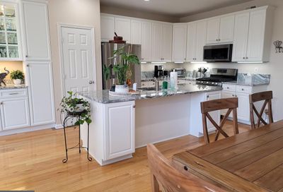 18719 Autumn Mist Drive Gaithersburg MD 20878