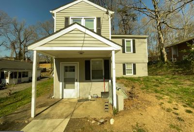 18608 Old Triangle Road Triangle VA 22172